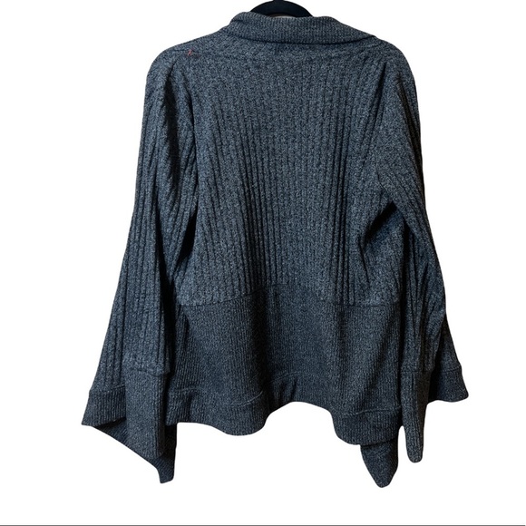 Athleta Grey Wrap Cardigan Size M - Picture 3 of 5